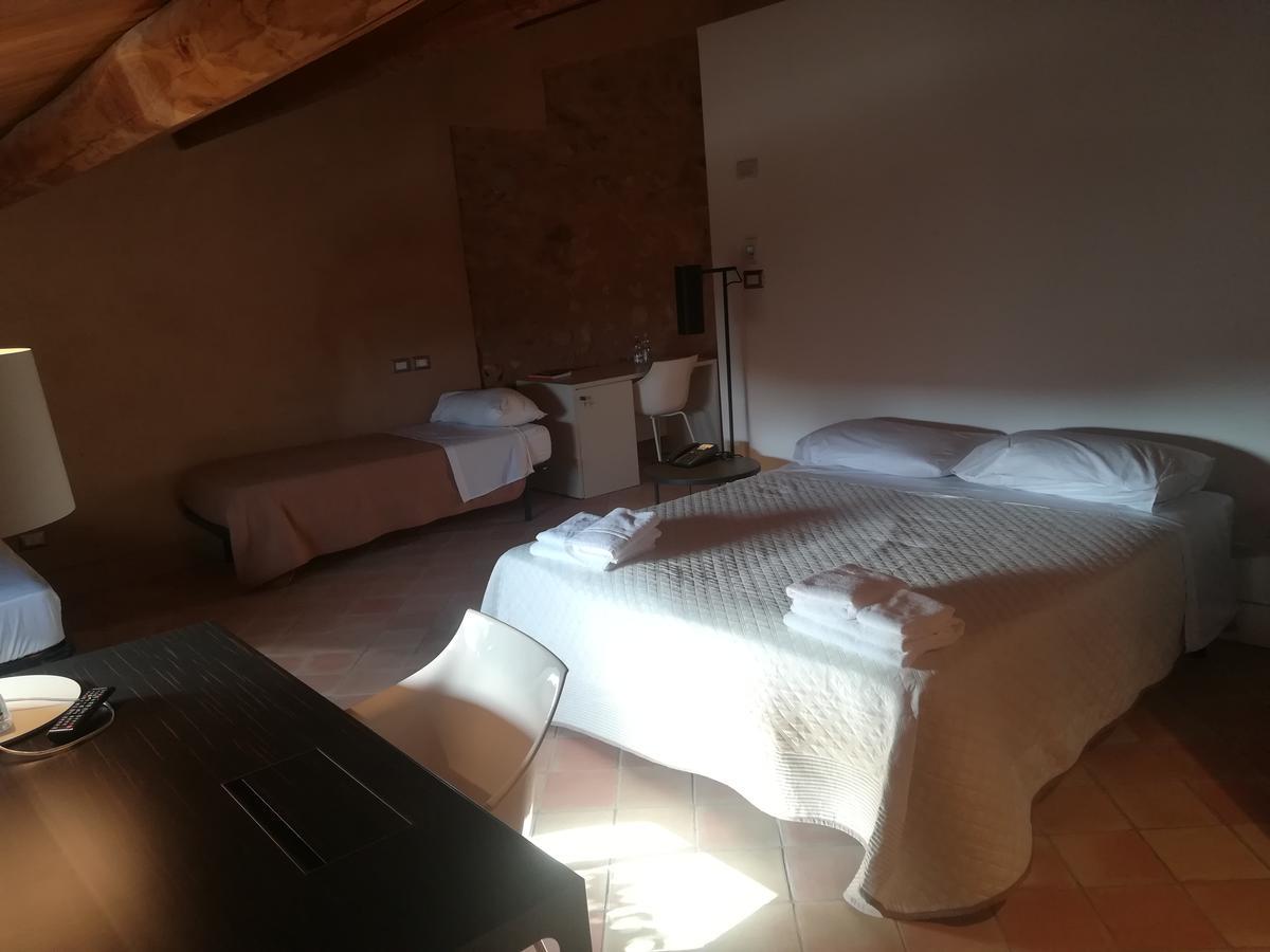 Residenza Palazzo Di Lorenzo Ceraso Luaran gambar