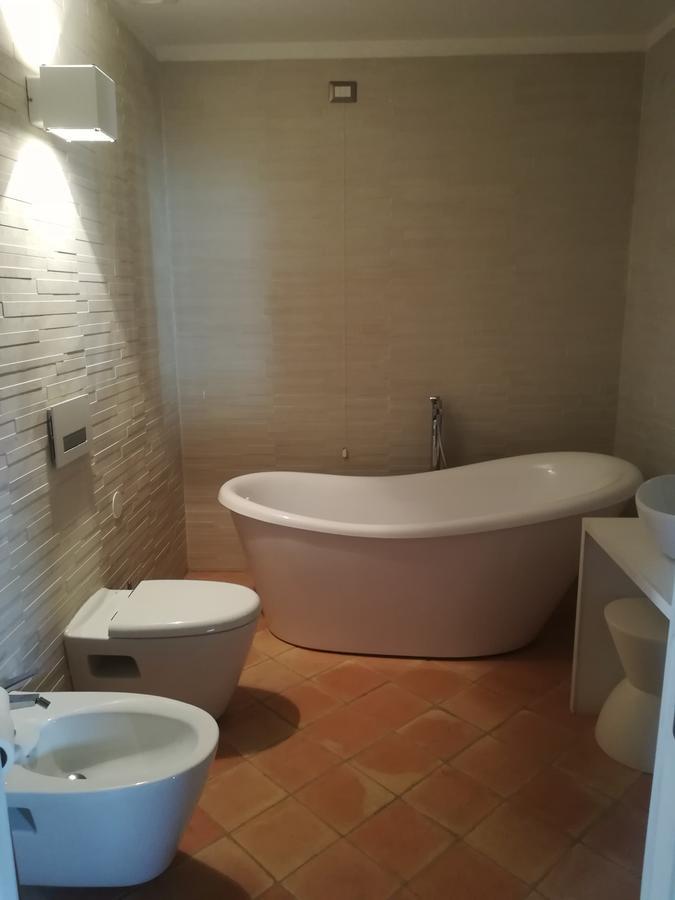 Residenza Palazzo Di Lorenzo Ceraso Luaran gambar