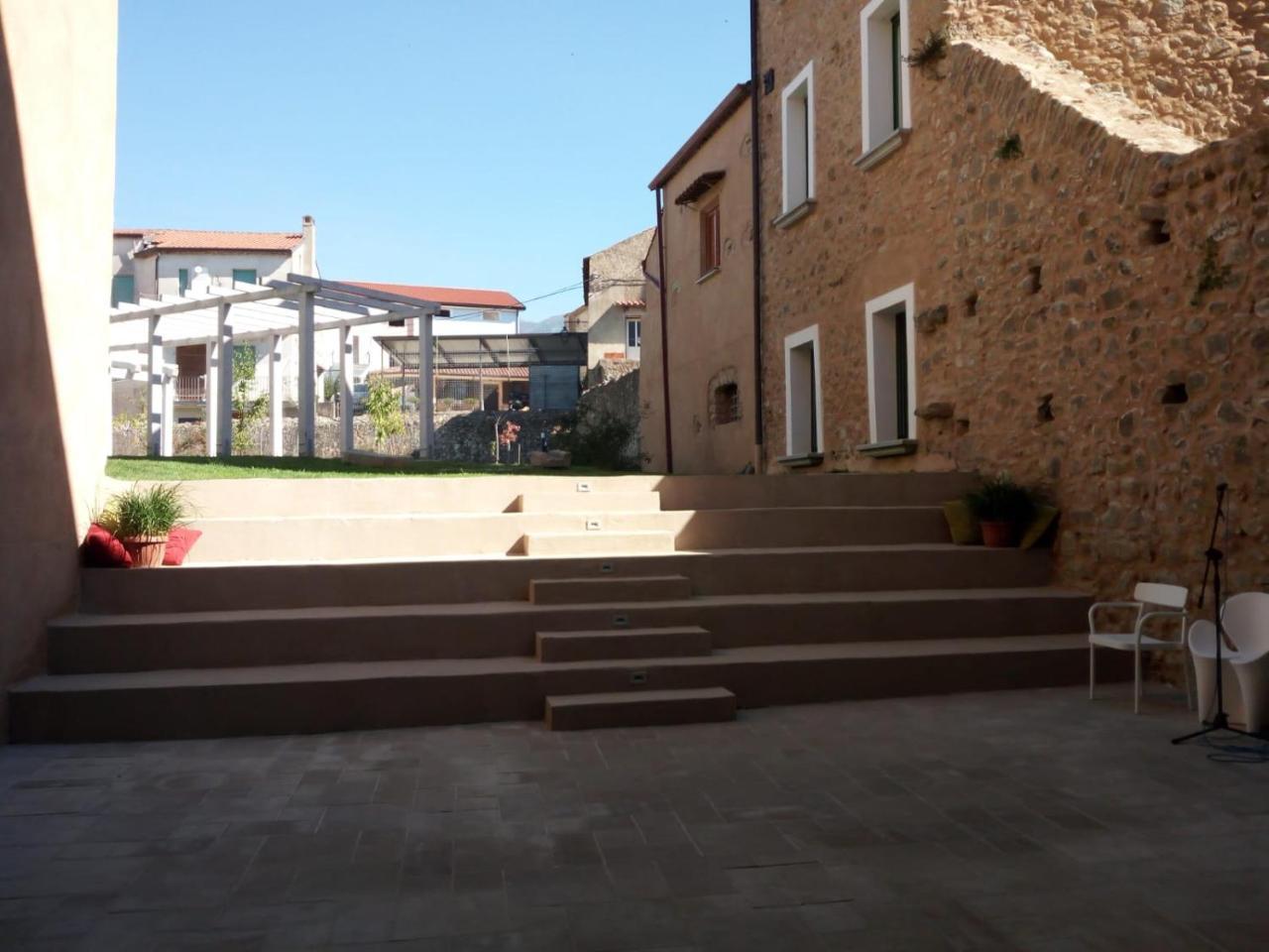 Residenza Palazzo Di Lorenzo Ceraso Luaran gambar